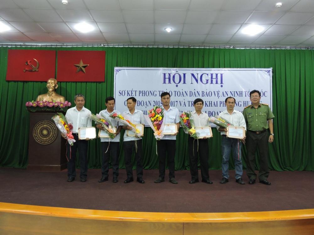 BAN QUẢN LÝ KHU NÔNG NGHIỆP CÔNG NGHỆ CAO THÀNH PHỐ  TỔ CHỨC HỘI NGHỊ PHÁT ĐỘNG PHONG TRÀO TOÀN DÂN BẢO VỆ AN NINH TỔ QUỐC GIAI ĐOẠN 2017-2019