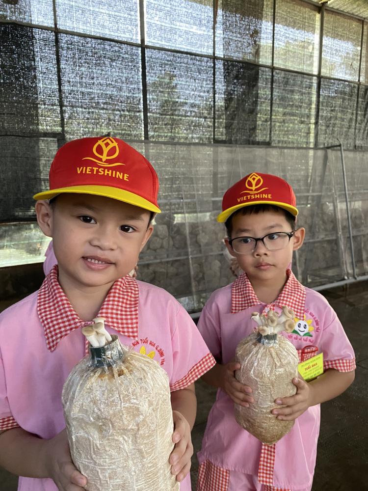 TRƯỜNG MÂM NON TIỂU HOA, QUẬN BÌNH TÂN THAM QUAN, HỌC TẬP, TRẢI NGHIỆM TẠI KHU NÔNG NGHIỆP CÔNG NGHỆ CAO TRƯỜNG MÂM NON TIỂU HOA, QUẬN BÌNH TÂN THAM QUAN, HỌC TẬP, TRẢI NGHIỆM TẠI KHU NÔNG NGHIỆP CÔNG NGHỆ CAO