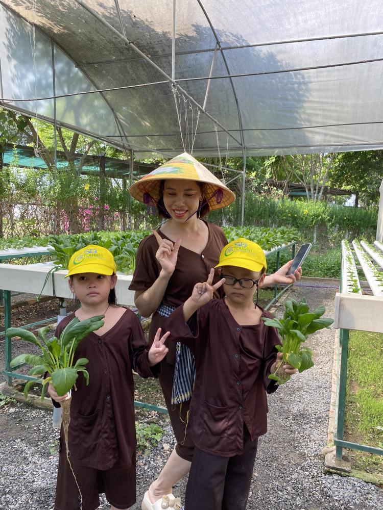 Trường Mầm non Hoa Anh Đào Tham quan, Học tập, Trải nghiệm tại Khu Nông nghiệp Công nghệ cao Trường Mầm non Hoa Anh Đào Tham quan, Học tập, Trải nghiệm tại Khu Nông nghiệp Công nghệ cao