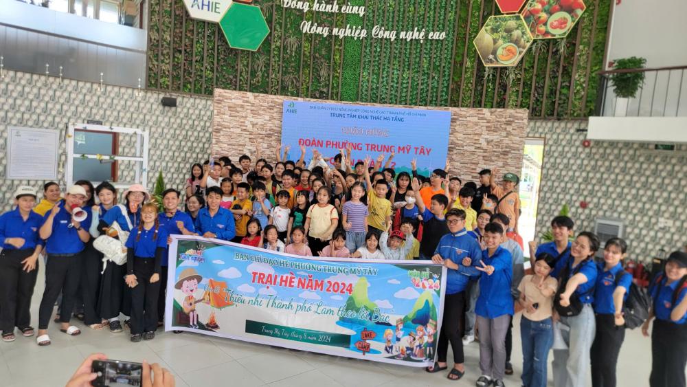 Phường Đoàn Trung Mỹ Tây - Quận 12 Tham quan, Học tập, Trải nghiệm tại Khu Nông nghiệp Công nghệ cao Phường Đoàn Trung Mỹ Tây - Quận 12 Tham quan, Học tập, Trải nghiệm tại Khu Nông nghiệp Công nghệ cao