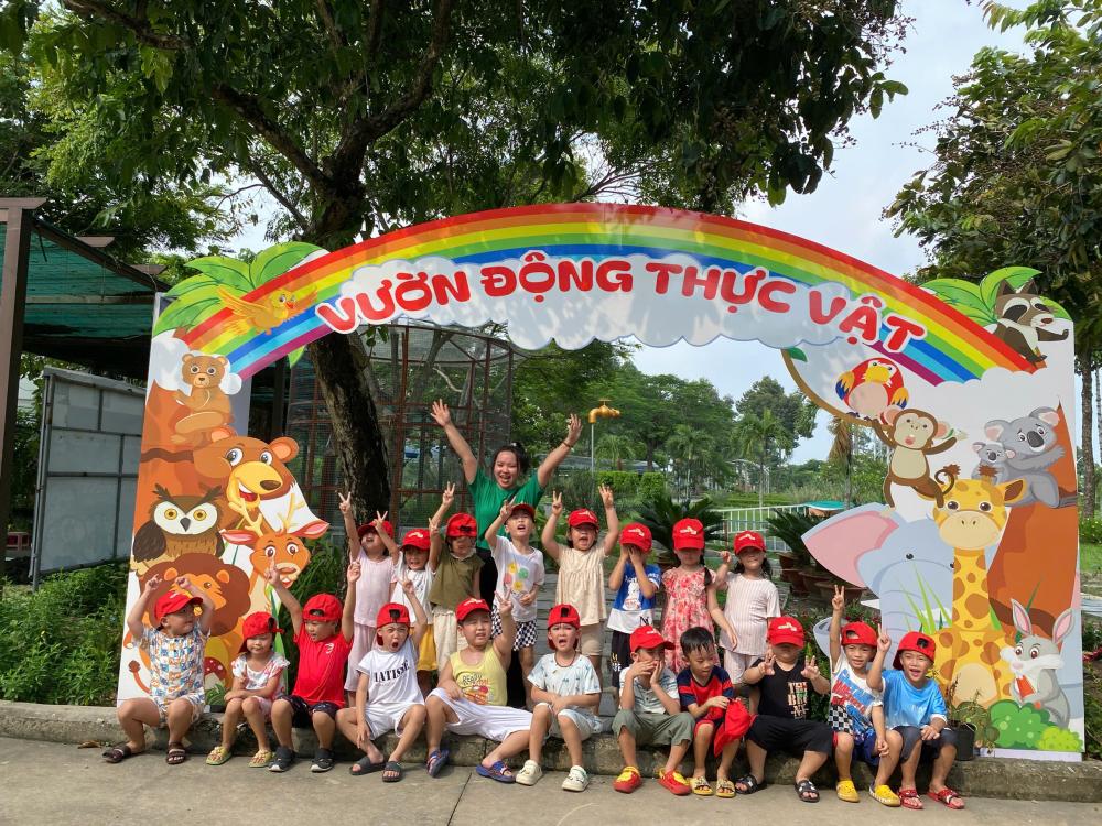 Trường Mầm non Sơn Ca Tham quan, Học tập, Trải nghiệm tại Khu Nông nghiệp Công nghệ cao Trường Mầm non Sơn Ca Tham quan, Học tập, Trải nghiệm tại Khu Nông nghiệp Công nghệ cao