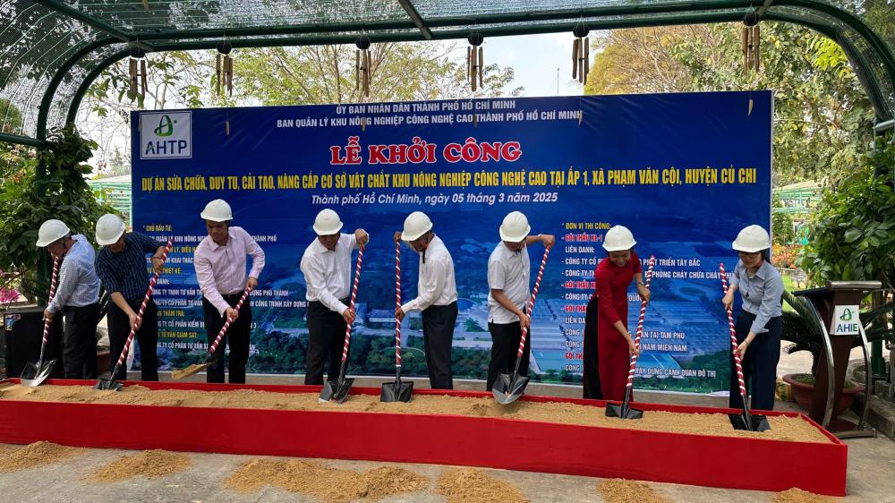 Lễ khởi công Dự án sửa chữa, duy tu, cải tạo, nâng cấp cơ sở vật chất Khu Nông nghiệp Công nghệ cao Lễ khởi công Dự án sửa chữa, duy tu, cải tạo, nâng cấp cơ sở vật chất Khu Nông nghiệp Công nghệ cao